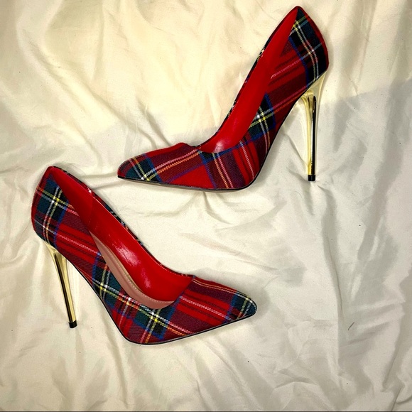 Shoe Dazzle Shoes - SHOE DAZZLE Plaid Stiletto Heels size 6.5 red gold
